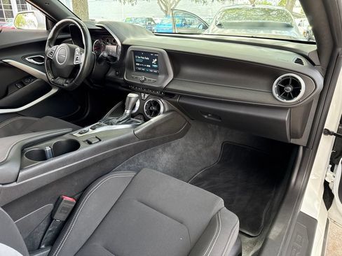 Used 2016 Chevrolet Camaro LT RWD image 65