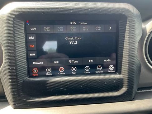 Used 2023 Jeep Wrangler Sport AWD/4WD image 5