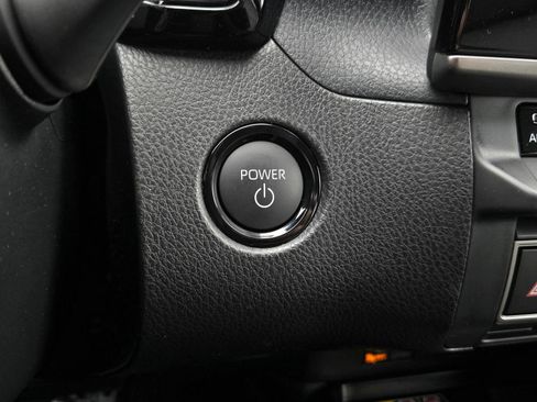 Used 2026 Toyota Camry SE FWD image 18