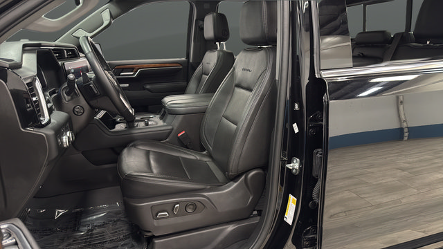 Used 2023 GMC Sierra 1500 Denali w/ Denali Reserve Package AWD/4WD image 9