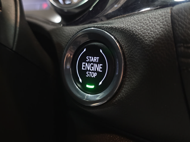 Used 2022 Buick Encore GX Preferred w/ Cold Weather Comfort Package FWD image 18