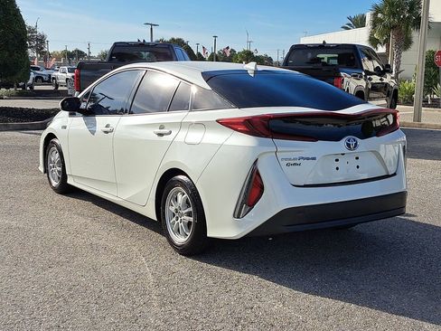 Used 2017 Toyota Prius Prime Plus image 4