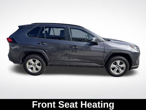Used 2021 Toyota RAV4 XLE w/ Carpet Mat Package (TMS) image 7