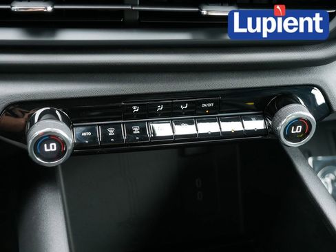 Used 2024 Chevrolet Silverado EV W/T AWD/4WD image 22
