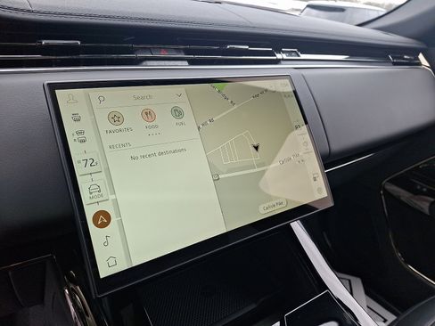 Used 2024 Land Rover Range Rover Sport Dynamic SE image 16