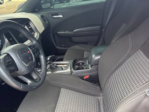 Used 2023 Dodge Charger SXT w/ Blacktop Package RWD image 8