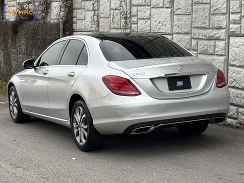 Used 2018 Mercedes-Benz C 300 4MATIC Sedan image 4