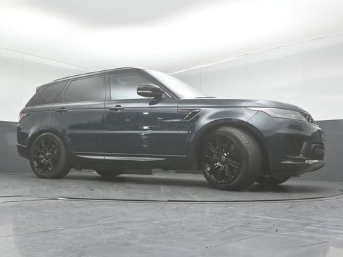 Used 2020 Land Rover Range Rover Sport HSE image 38