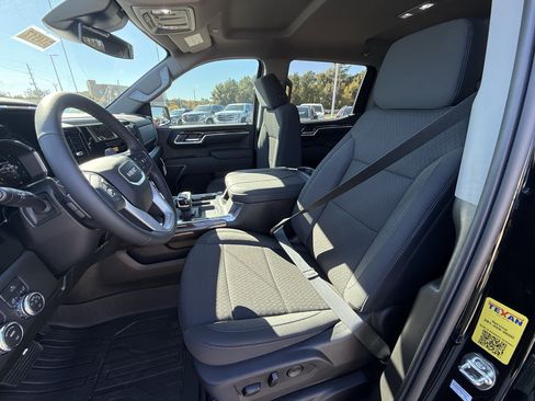 New 2026 GMC Sierra 1500 Elevation image 16