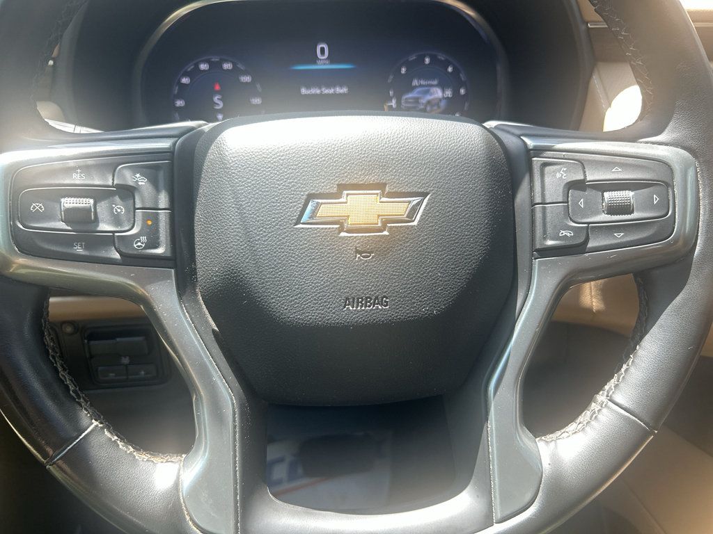 Used 2024 Chevrolet Tahoe Premier w/ Premium Package AWD/4WD image 27