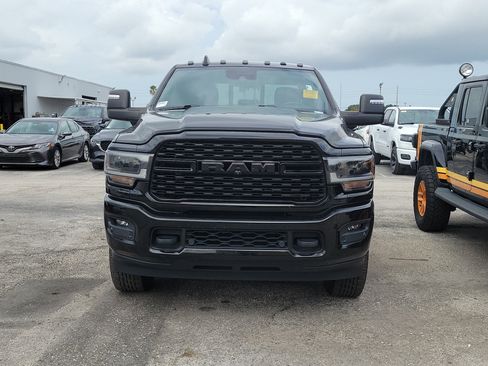 Used 2023 RAM 2500 Big Horn w/ Level B Equipment Group AWD/4WD image 2