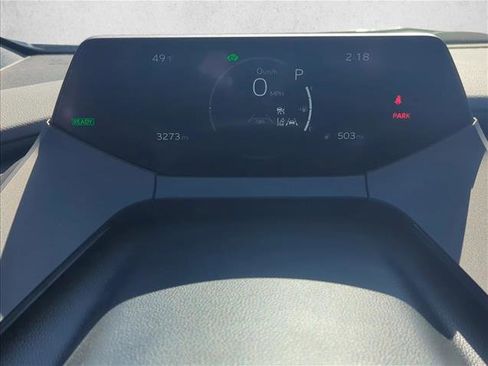 Used 2025 Toyota Prius LE image 9