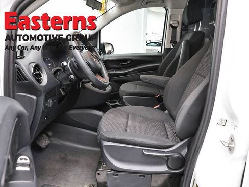 Used 2022 Mercedes-Benz Metris image 14