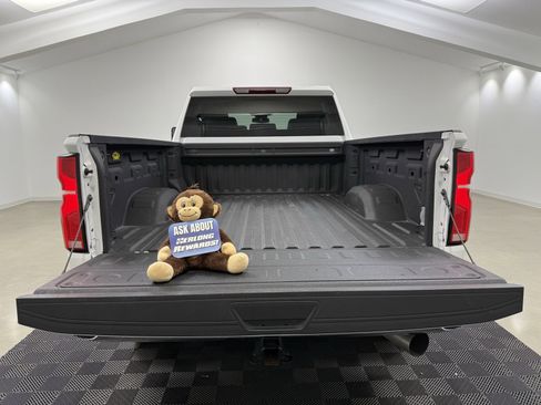 Used 2024 Chevrolet Silverado 2500 LTZ image 10
