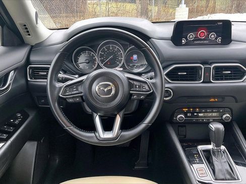 Used 2019 MAZDA CX-5 Touring image 5