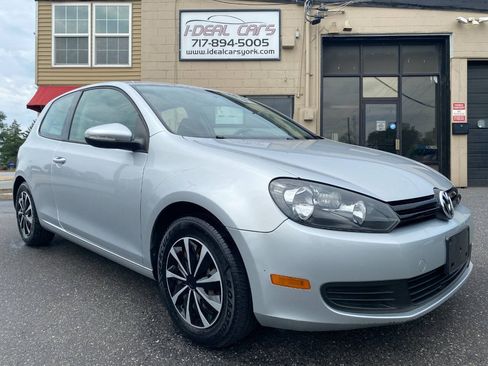 Used 2011 Volkswagen Golf 2-Door FWD image 27