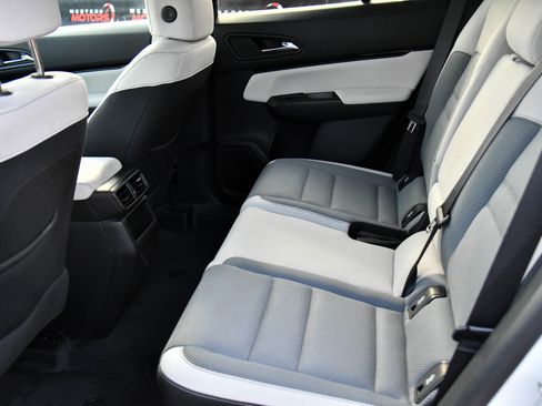 Used 2024 Honda Prologue EX image 37