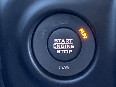 Used 2023 Jeep Gladiator Mojave w/ Trailer Tow Package image 21