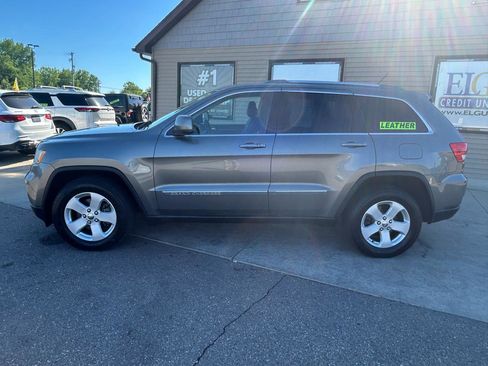 Used 2012 Jeep Grand Cherokee Laredo AWD/4WD image 8