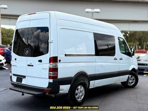 Used 2017 Mercedes-Benz Sprinter 2500 image 5