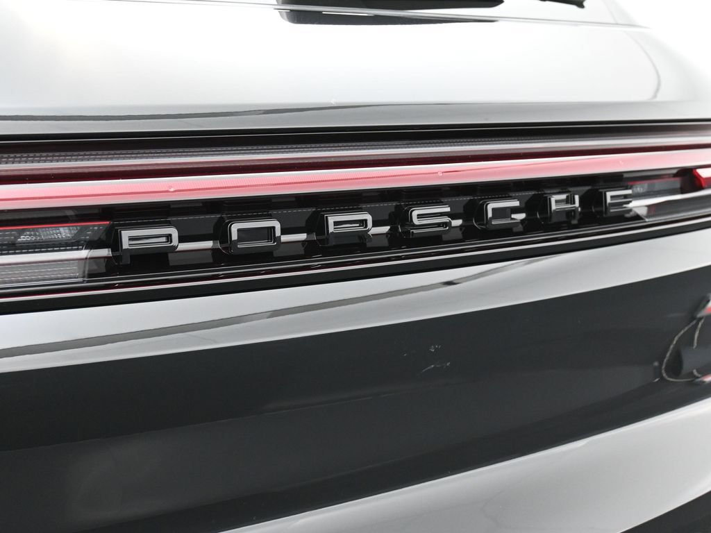 Certified 2026 Porsche Cayenne AWD/4WD image 14