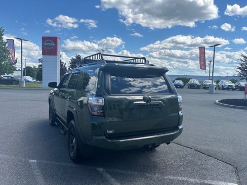 Used 2021 Toyota 4Runner Trail Special Edition AWD/4WD image 5
