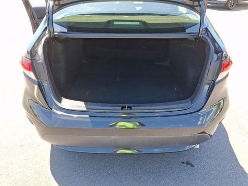 Used 2020 Toyota Corolla LE FWD image 29