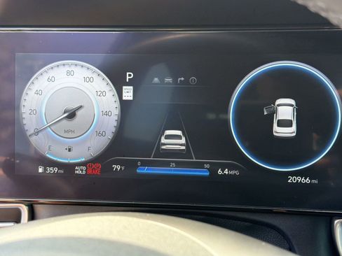 Used 2025 Hyundai Elantra SEL FWD image 19