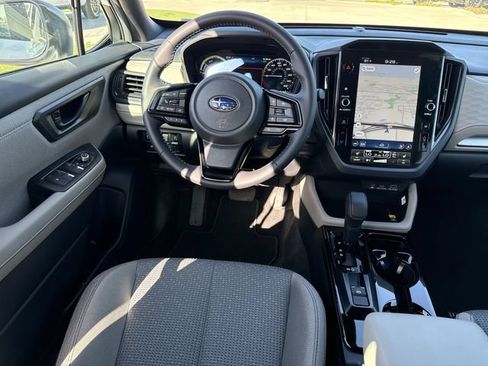 Used 2026 Subaru Forester Premium AWD/4WD image 10