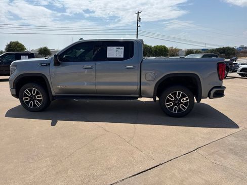 Used 2025 GMC Sierra 1500 AT4 w/ AT4 Premium Package AWD/4WD image 4