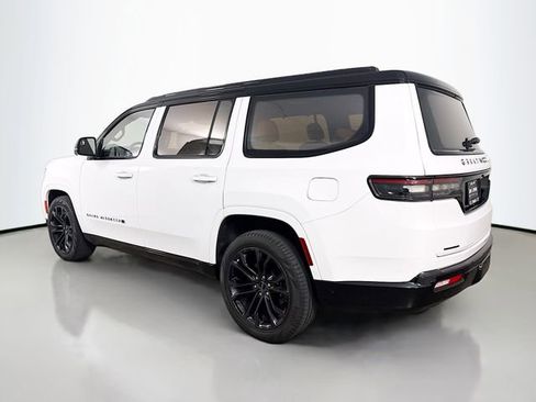 Used 2023 Jeep Grand Wagoneer Series III w/ Quick Order Packagew 28T image 5