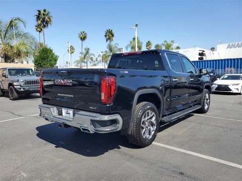 New 2026 GMC Sierra 1500 SLT w/ SLT Premium Package image 4