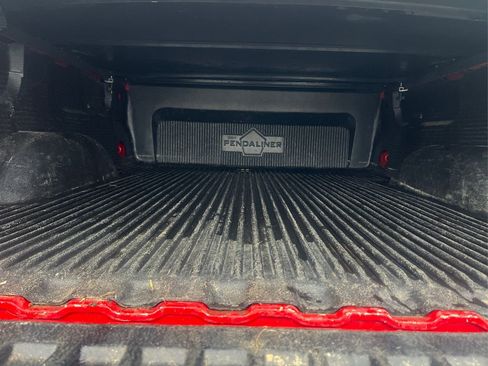 Used 2019 Chevrolet Silverado 1500 LT image 24