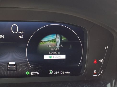 Used 2025 Honda Civic Sport Touring image 19