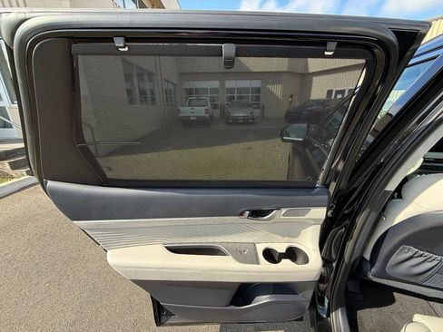 Used 2023 Hyundai Palisade Calligraphy AWD/4WD image 7