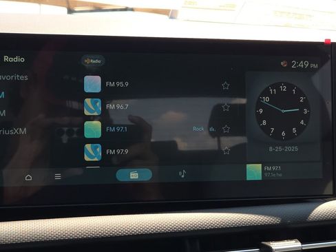 New 2026 Hyundai Santa Cruz SEL FWD image 18