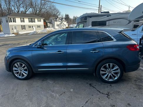 Used 2018 Lincoln MKX Reserve w/ Driver Assistance Package image 3