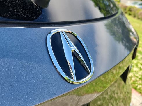 Used 2023 Acura MDX SH-AWD image 32