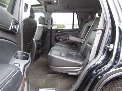 Used 2016 Chevrolet Tahoe LT image 12