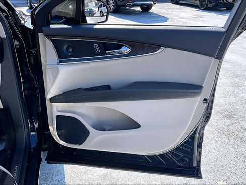 Used 2019 Lincoln Nautilus Reserve w/ Driver Assistance Package image 22