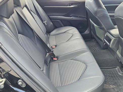 Used 2020 Toyota Camry SE AWD/4WD image 18