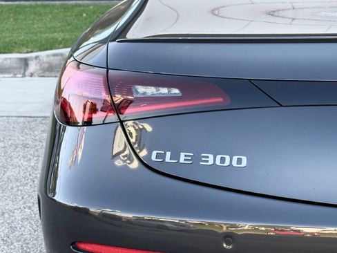 Used 2025 Mercedes-Benz CLE 300 4MATIC Coupe image 11