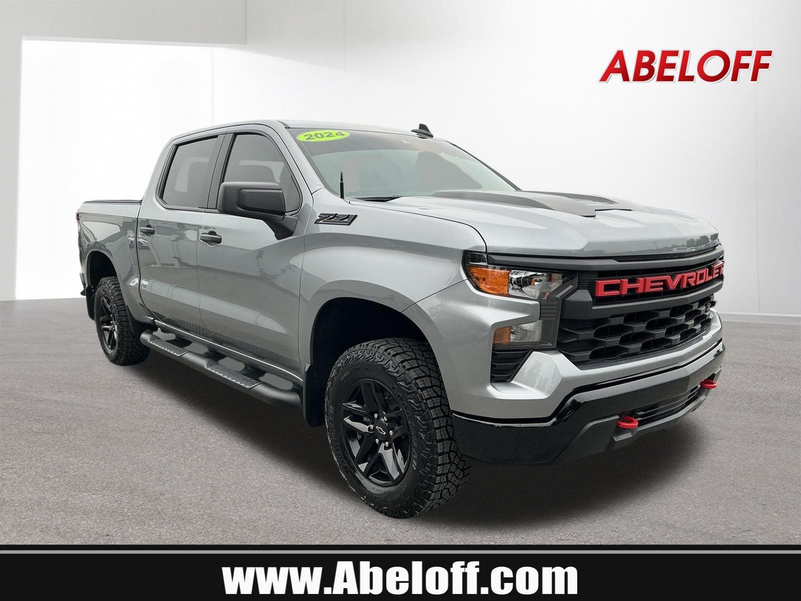 Used 2024 Chevrolet Silverado 1500 Custom Trail Boss w/ LPO, Dark Essentials Package AWD/4WD image 1