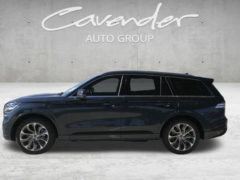 Used 2023 Lincoln Aviator Grand Touring w/ Equipment Group 301A image 4