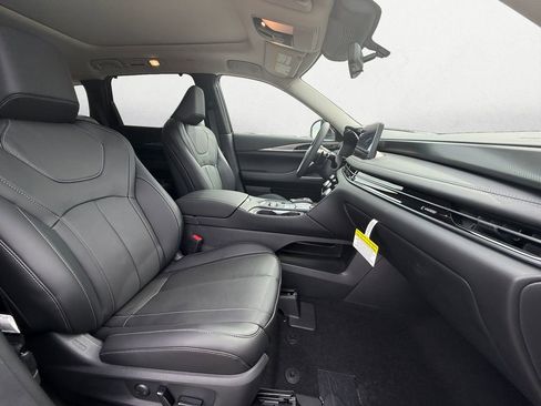 Used 2025 INFINITI QX60 Luxe w/ Vision Package AWD/4WD image 10