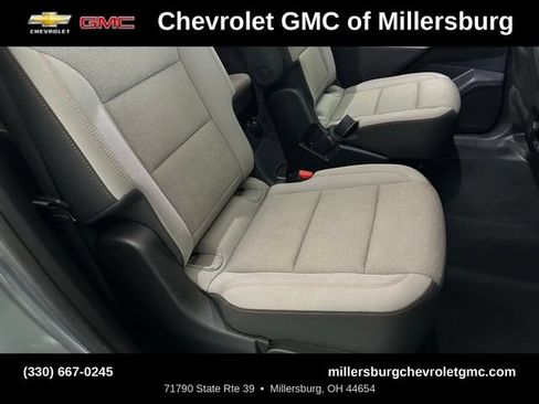 Used 2025 Chevrolet Traverse LT FWD image 35