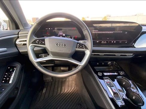 Used 2025 Audi A5 2.0T Premium w/ Convenience Package image 5