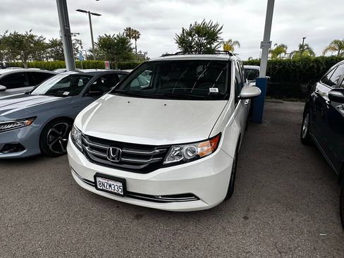 Used 2017 Honda Odyssey EX-L image 2