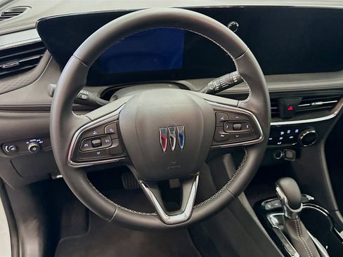 Used 2025 Buick Encore GX Preferred image 18