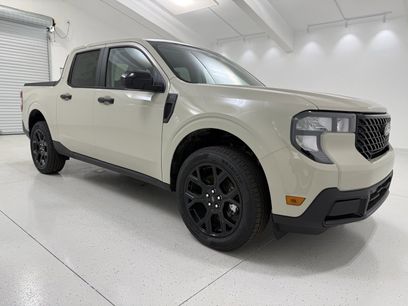New 2025 Ford Maverick XLT w/ XLT Luxury Package